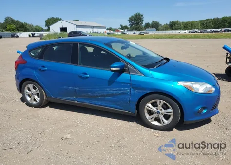 2014 Ford Focus Se z USA, uszkodzony, nr VIN 1FADP3K21EL310375